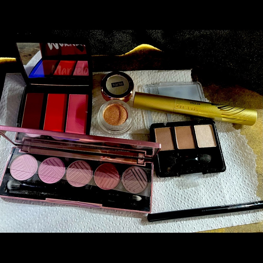 Makeup bundle-new with boxes